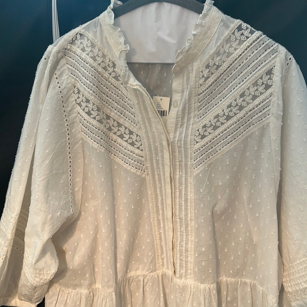 Anthropologie White Embroidered Tunic